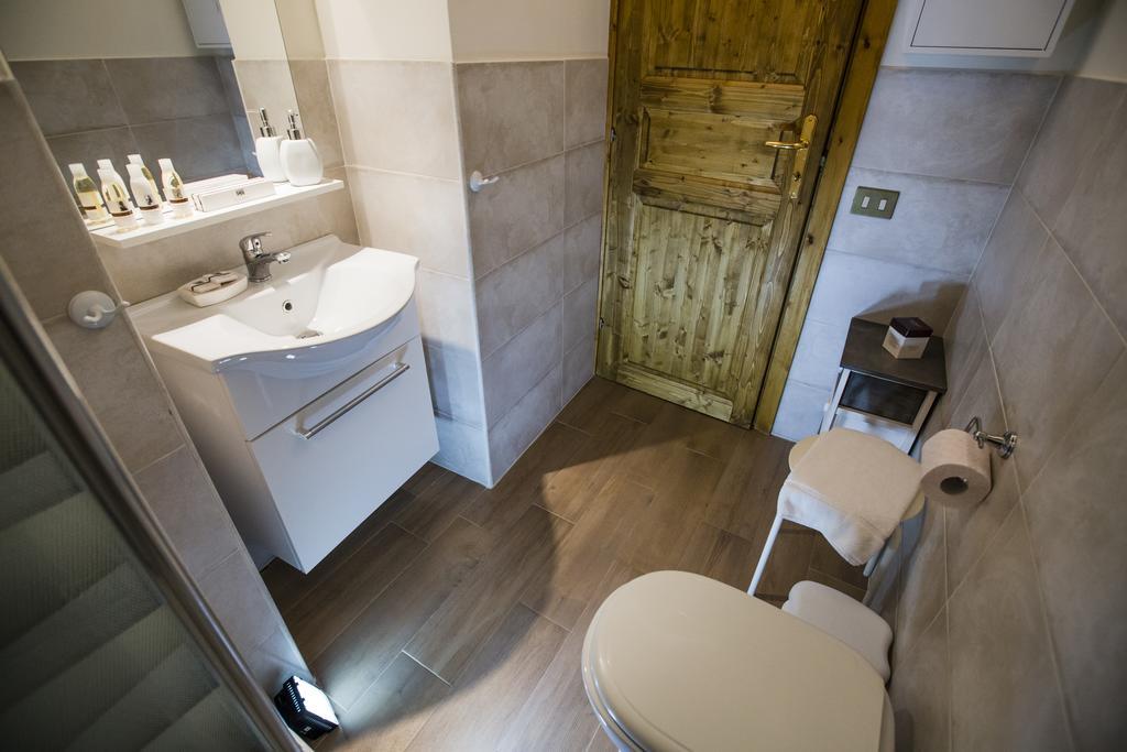 Pettinary Village Bed & Breakfast Roma