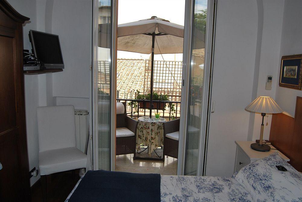 Pettinary Village 3* Roma