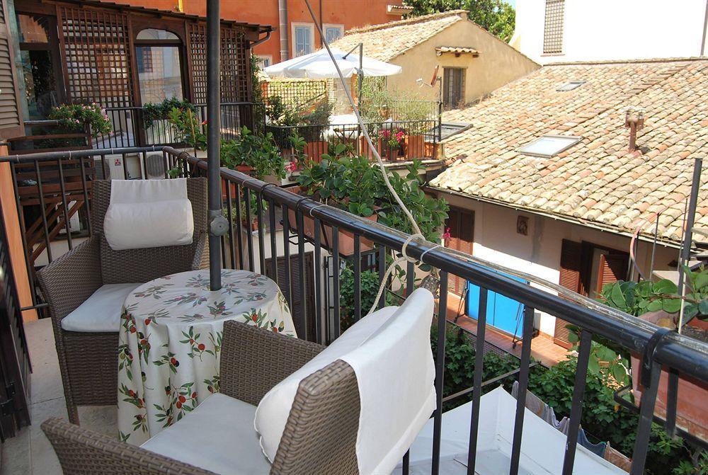 Pettinary Village Bed & Breakfast Roma